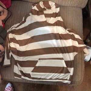 Brown and cream hood